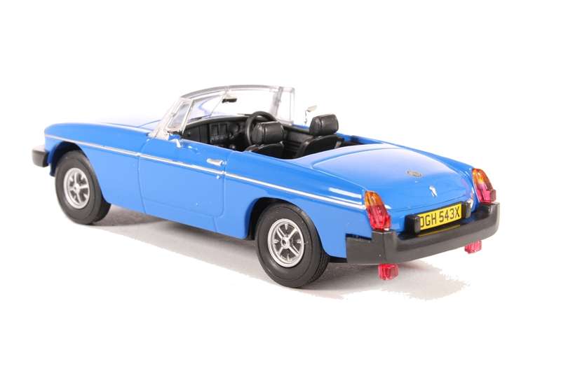 MGB Poegeant Blue