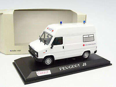 Peugeot J5 Croix Rouge Ambulance