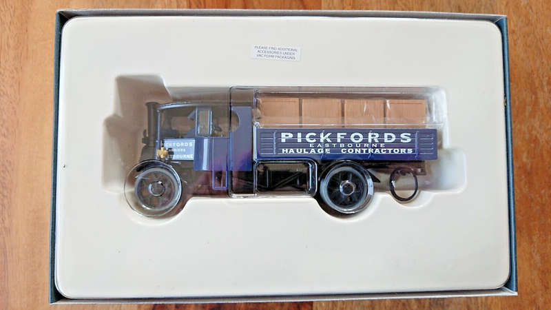 Foden Dropside Wagon with Crates Pickfords