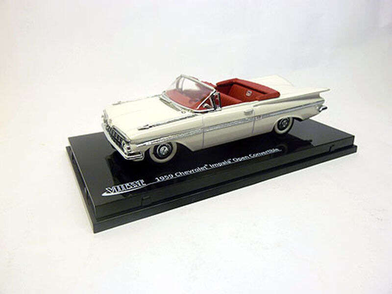 Chevrolet Impala Open Convertible 1959 White