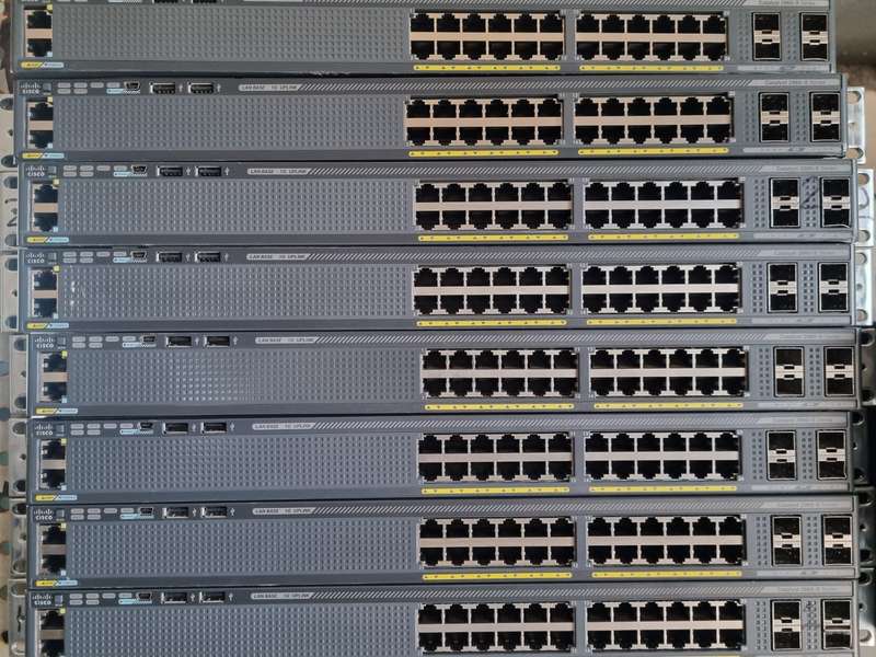 Cisco Catalyst WS-C2960X-24PS-L V04 2960x 24PS Switch 24 Port 1Gbps PoE 4x SFP