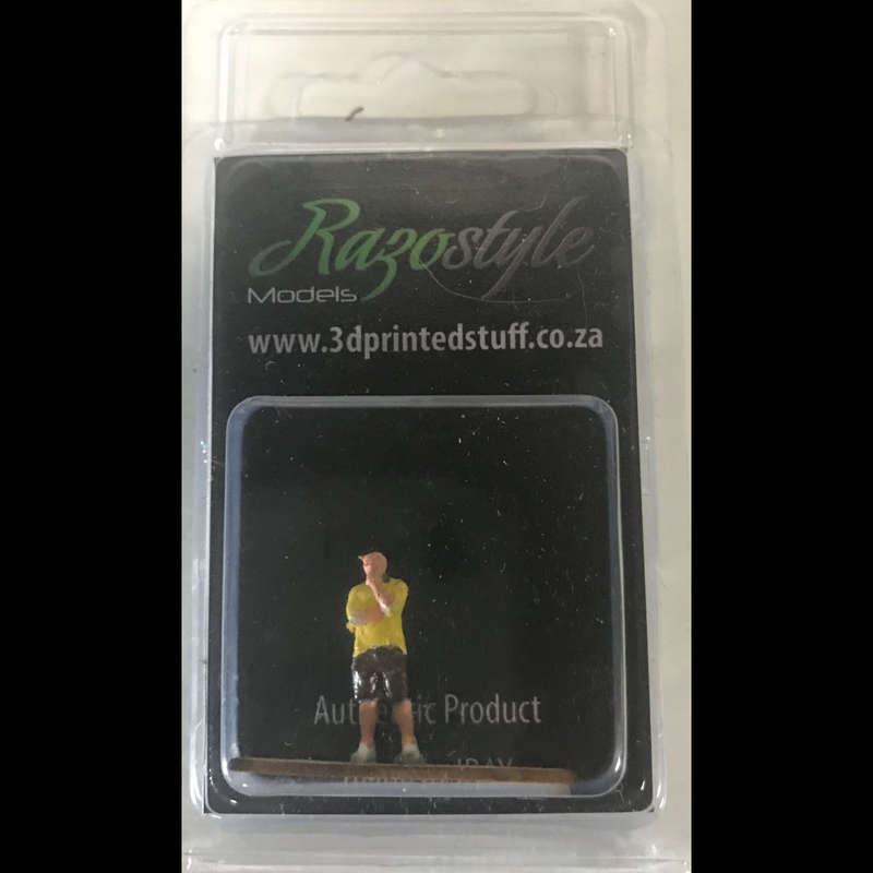 HO Scale Figure - Guy in Shorts