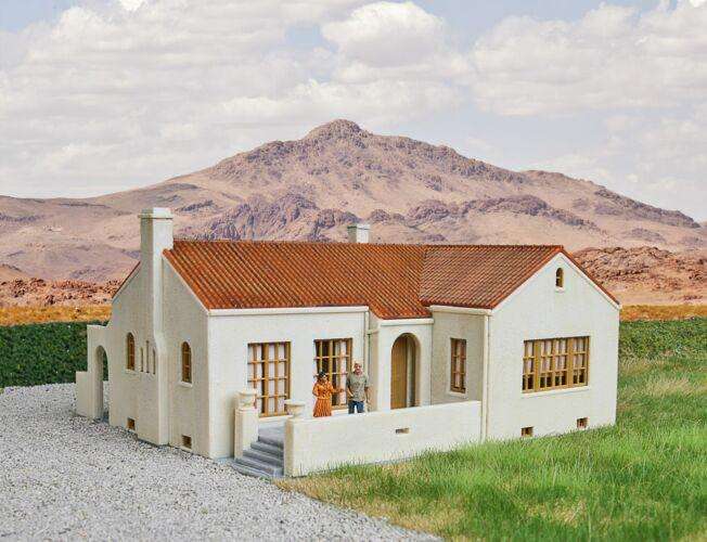 HO Scale Building - Walthers Replica