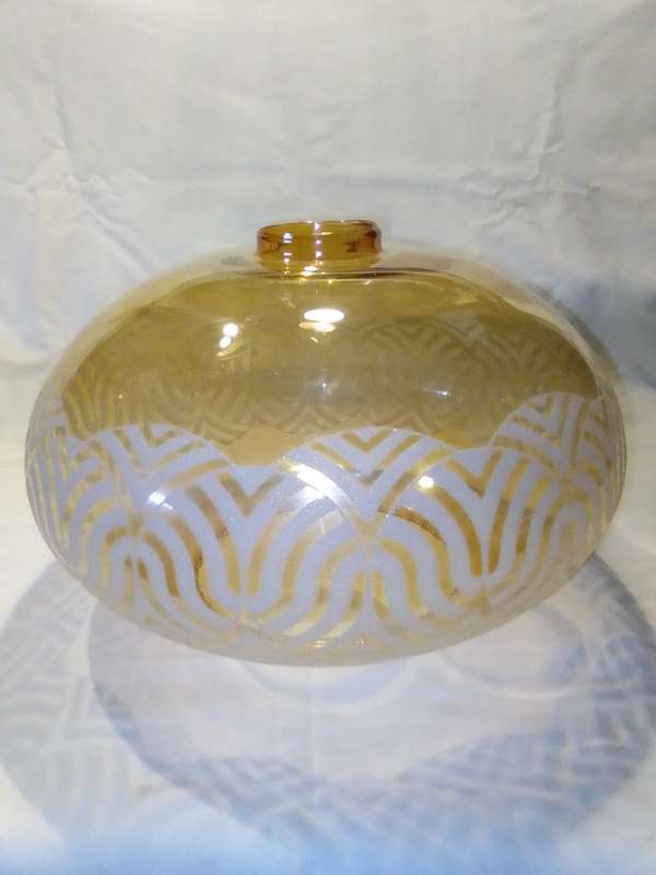 Large Vintage Art Deco Lamp Shade Amber & White Glass and is a chandelier pendant type fixture.