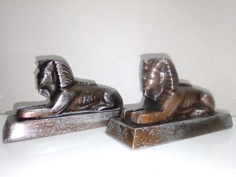VINTAGE EGYPTIAN FIGURINE DESIGNER BRONZE SPHINX KING AMMENEMES II paper weights.