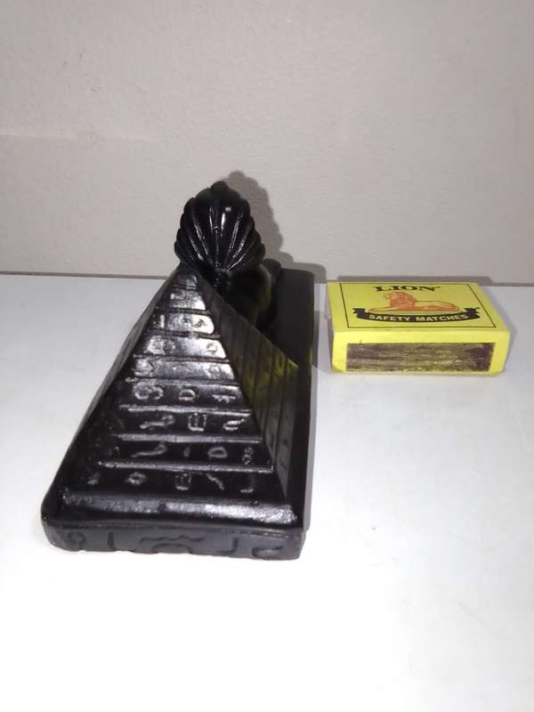 Handmade Sphinx Statue souvenir a copy of Coffin/Tomb Bust/ of TUT king. Egyptian Mythology.