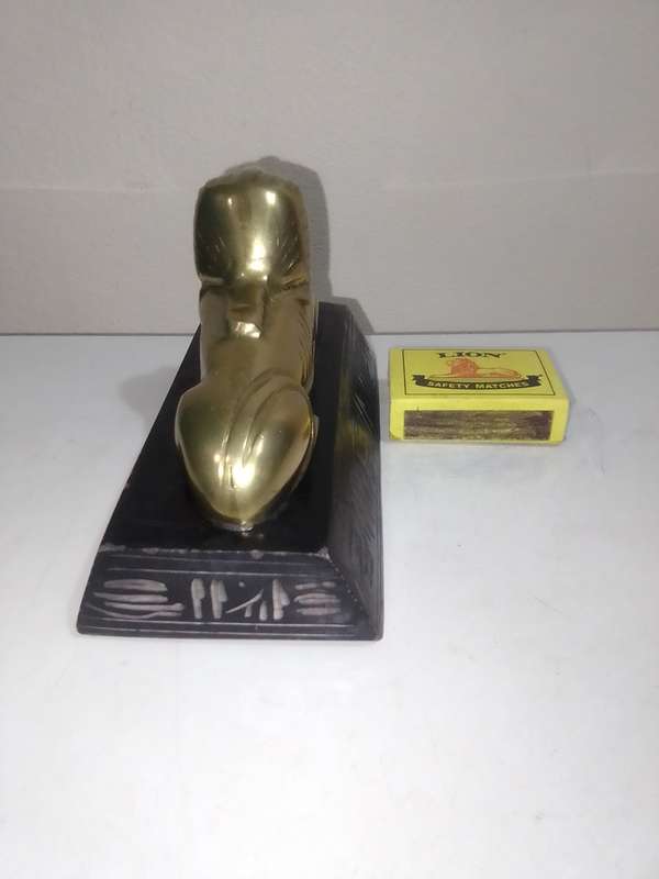 VINTAGE EGYPTIAN FIGURINE DESIGNER heavy BRONZE SPHINX of KING AMMENEMES II
