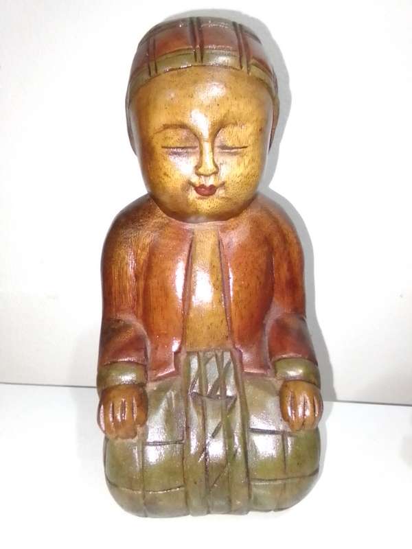 Very Rare Antique Collectable Chinese Carved Wood Ancestor Statues copy from 19th Century figurines.