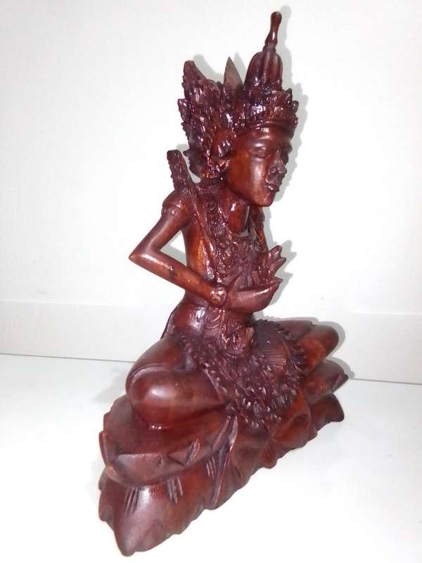 Vintage Carved Wood Thai Buddha Figure Seated on Lotus Flower Praying