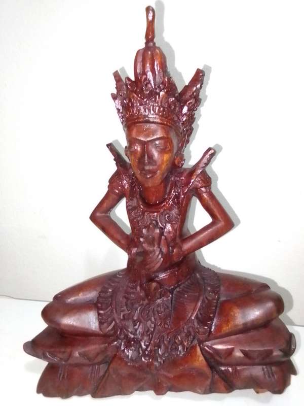 Vintage Carved Wood Thai Buddha Figure Seated on Lotus Flower Praying