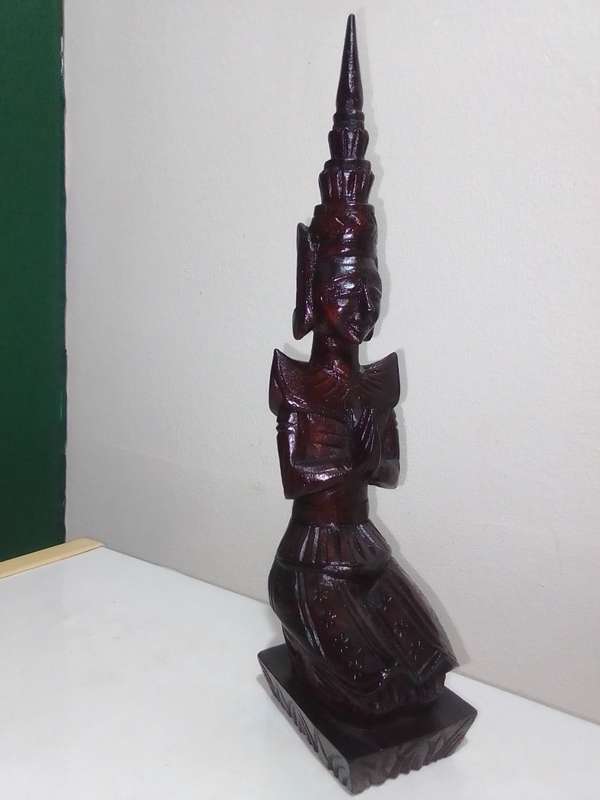 Rare Vintage Carved Wood Thai Buddha Figure Kneeling and Praying in good condition.