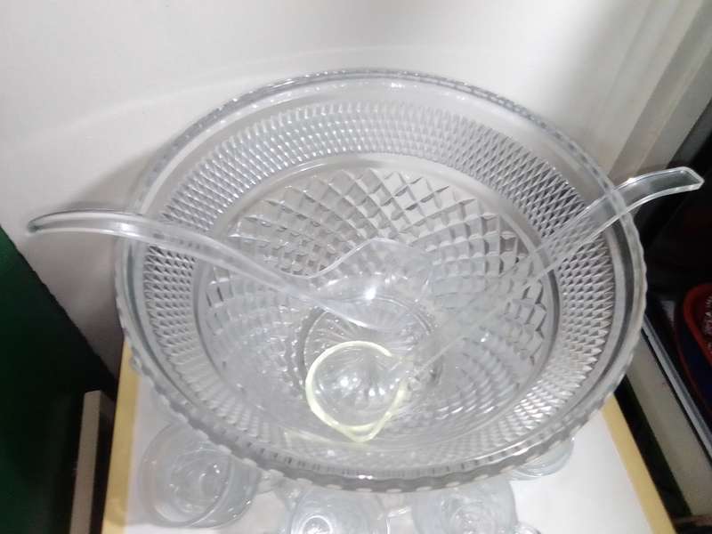 Wow a KIG Indonesia year 1970 Punch set 18 cups and hook's, 2 Ladles, 2 bowls. One doubles as a Bowl