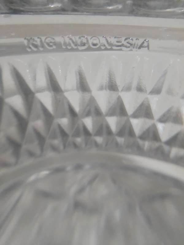 Wow a KIG Indonesia year 1970 Punch set 18 cups and hook's, 2 Ladles, 2 bowls. One doubles as a Bowl