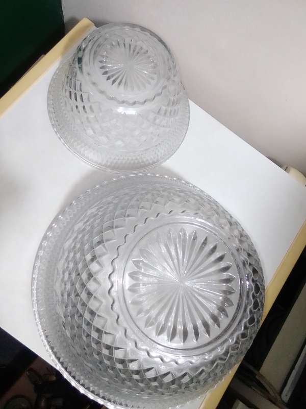 Wow a KIG Indonesia year 1970 Punch set 18 cups and hook's, 2 Ladles, 2 bowls. One doubles as a Bowl