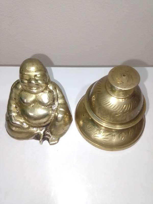 Wow A Collectible Antique Chinese Bronze Laughing Putai Buddha and Tempel bell with stand.