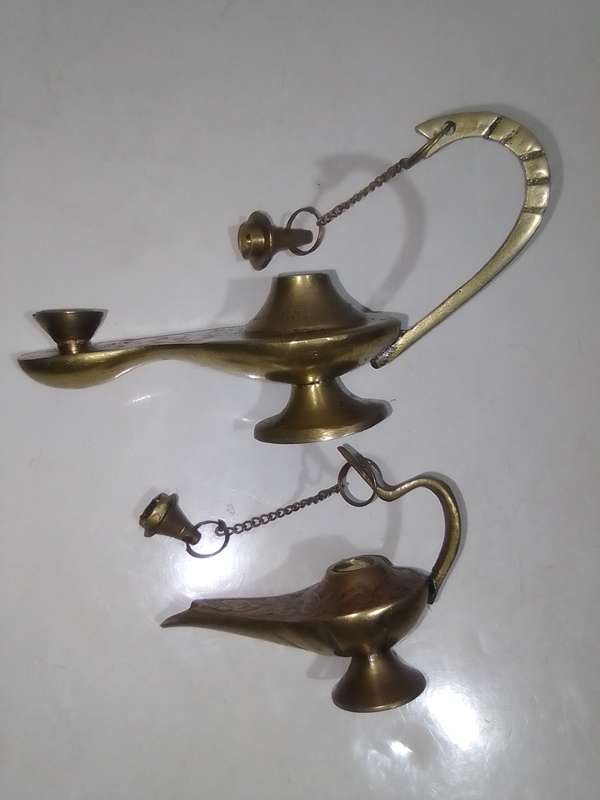 2 X Vintage Brass Genie oil Lamps or Aladdin brass oil lamps