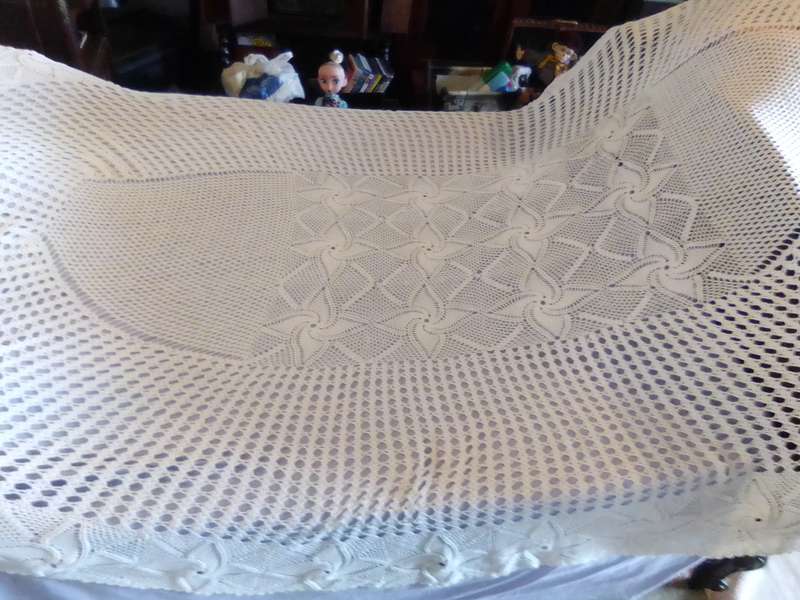 Awesome an extra-large Crocheted oblong/oval Tablecloth Size: 3mx2m in Excellent condition.