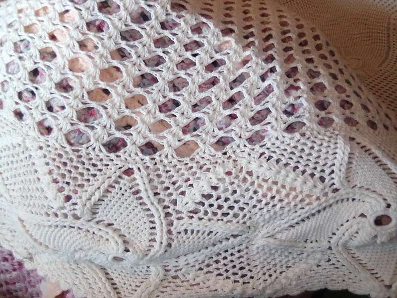 Awesome an extra-large Crocheted oblong/oval Tablecloth Size: 3mx2m in Excellent condition.