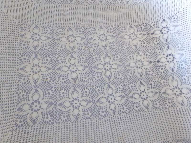A extra large Hand Crocheted rectangular Tablecloth/Bedspread @ 2.3mx1.85m in Excellent condition.