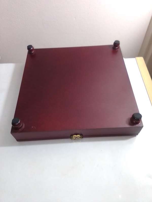 In box Glass Classic chess Set with storage in wooden case ideal game for 2 players
