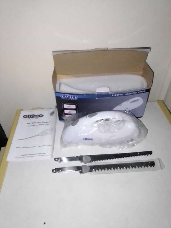 Wow A Like new Ottimo Electric Carving knife original packaging and booklet.