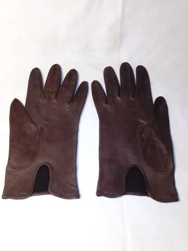 Vintage Ladies Brown Chevreau Leather Short Driving Gloves Size: Small 1960's Gloves 100% Leather -