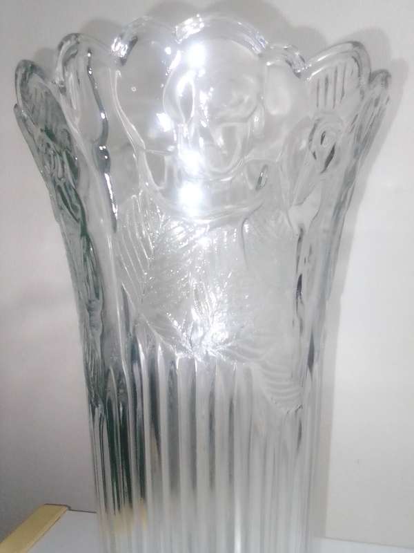 Italian Rose Patterned Glass 265mm Tall. Vase - Vetreria di Borgonovo - ca. 1950s