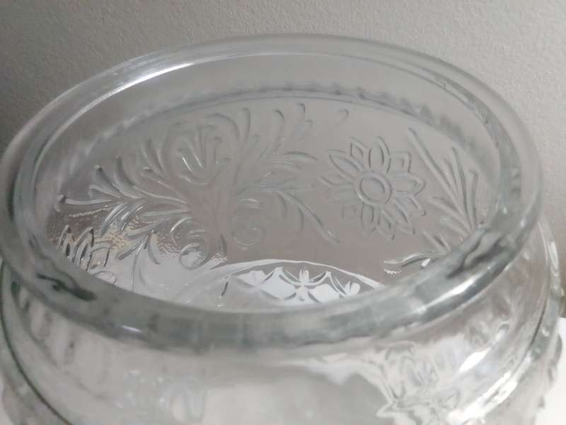 Vintage Large glass Cookie Jar lidded.