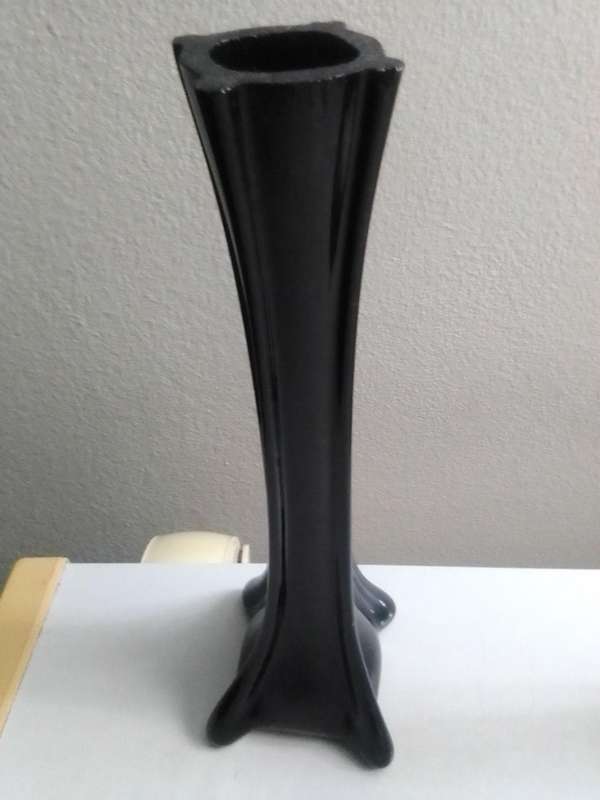 2 x long stemmed black pencil Vases 20cm tall.