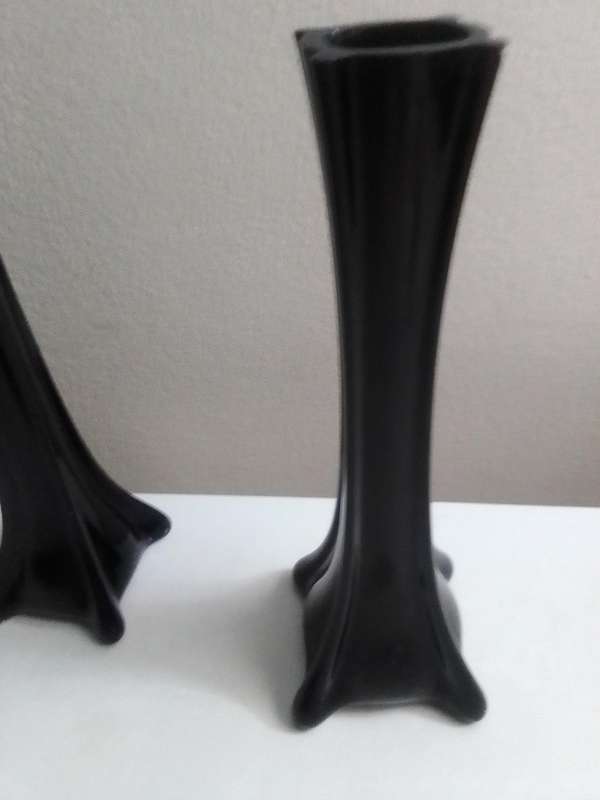 2 x long stemmed black pencil Vases 20cm tall.
