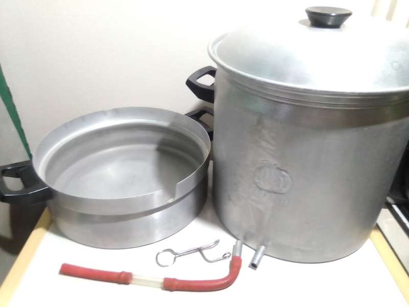 ALIA SAFTER STEAM POT COMPLETE TO MAKE FRESH FRUIT JUICE - SAFTER OM VARS SAP TE MAAK.