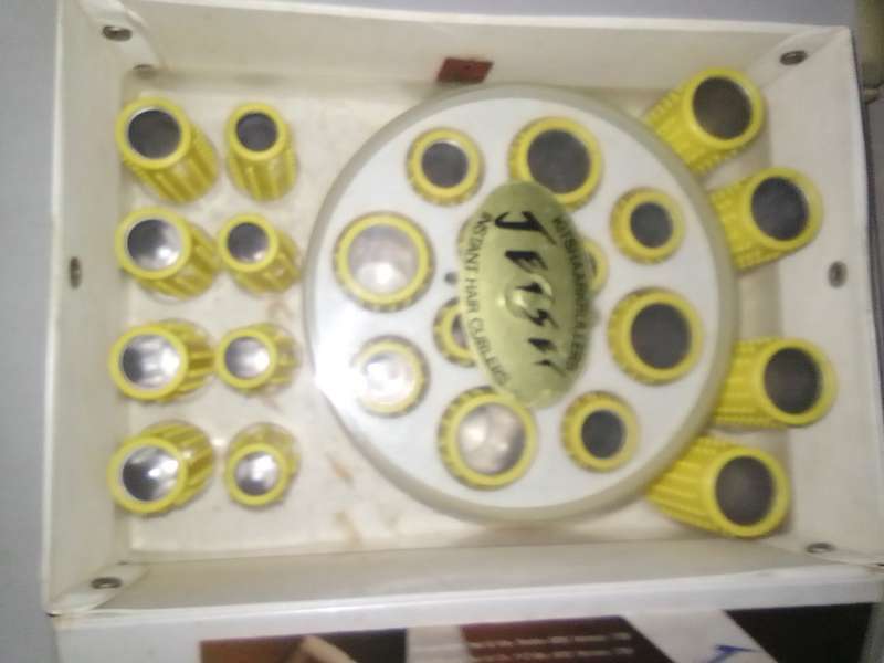 Vintage JETSET 24 Heated Hair Rollers Curlers Boiling Water Rollers boxed and in good condition.