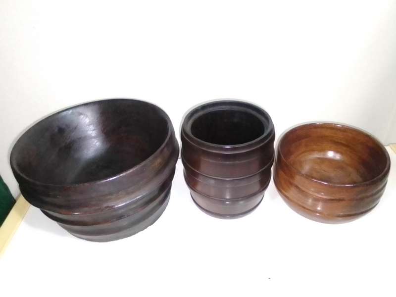 Wooden ethnic bowls