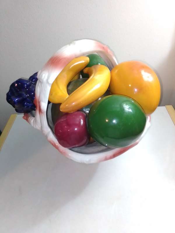 A decorative display Fruit basket ceramic glazed centerpiece. Marked B020.