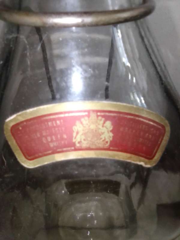 Johnny Walker Red Label empty whisky bottle on Cardle.