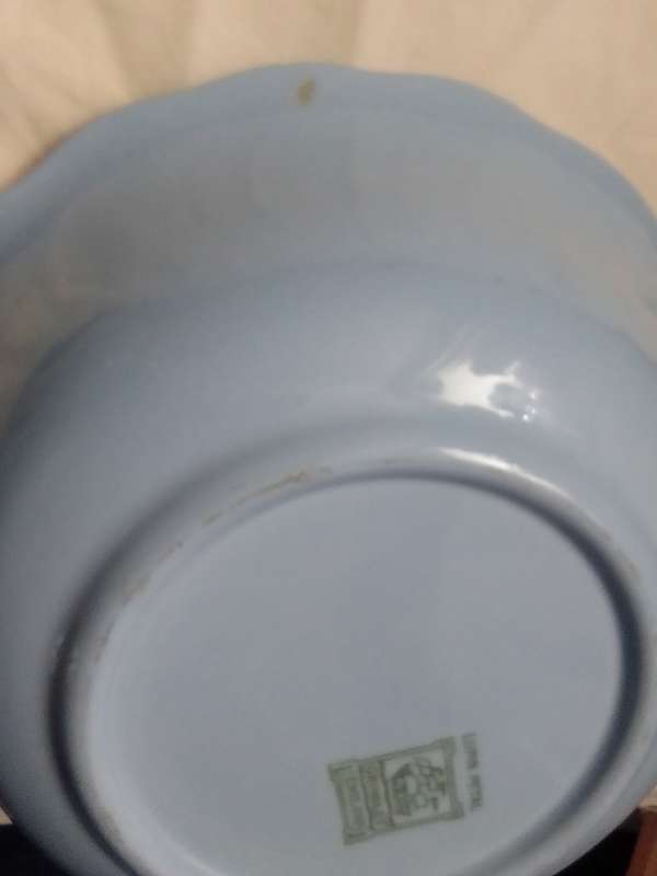 Vintage 1954 "Lupin Petal" GRINDLeY ENGLAND 5-piece Blue Crockery.