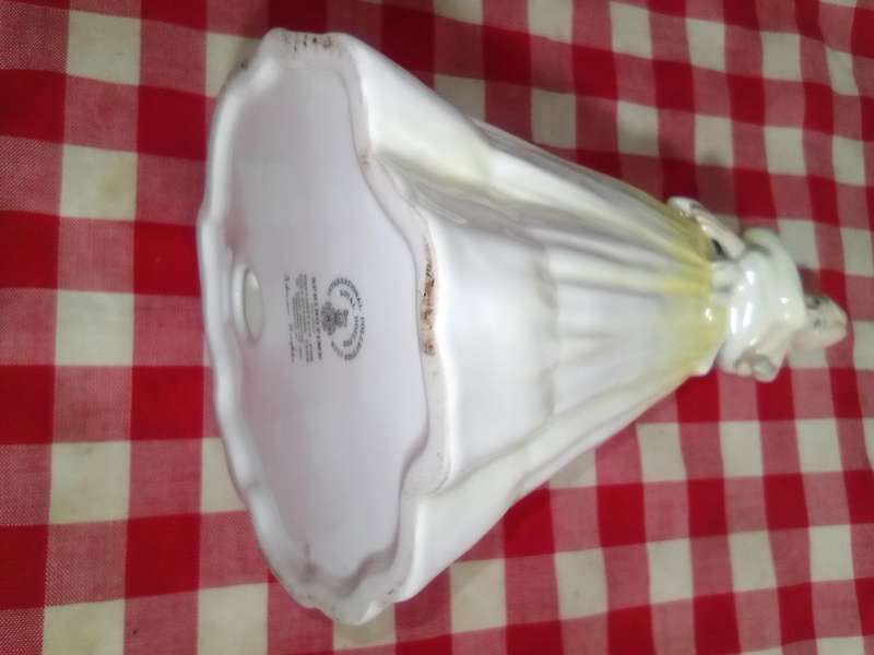 Royal Doulton Springtime figurine HN 3033 1983.