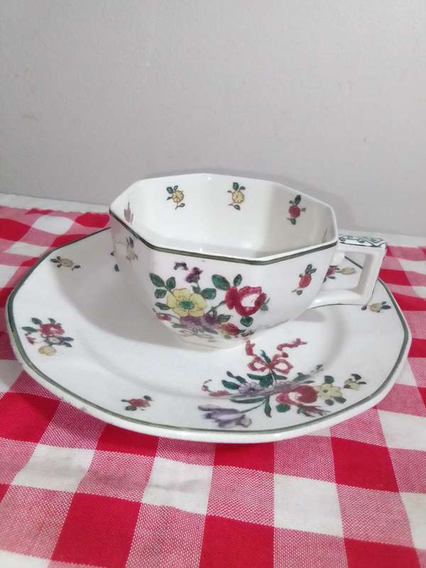 Royal Doulton Old Leeds Sprays D3548 Breakfast Cup & Side Plate 1912-1930