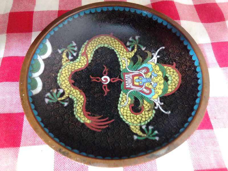 1900's Vintage Chinese Cloisonné pin Dish decorated with dragon and floral scenes