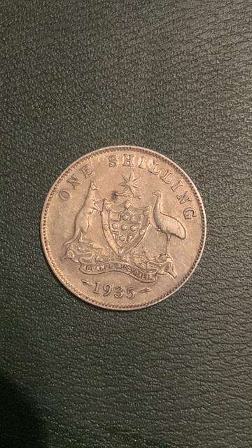 !!! Australia 1935  - 1  Shilling  !!!