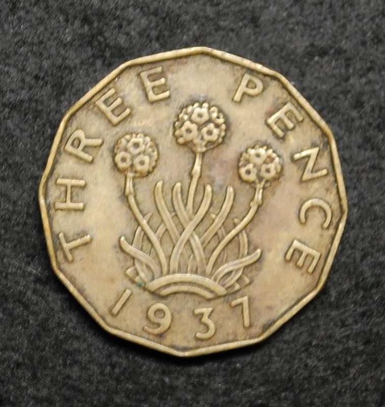 !!! British Brass 3 Pence - 1937 !!!