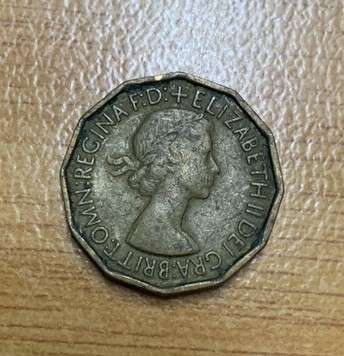 !!! British Brass 3 Pence - 1953 !!!