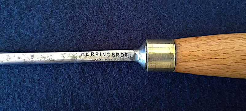 Antique Herring Bros. 'London' 3/16" Cut, Straight Gouge, #7 Sweep, Length 8 3/4" For Professionals