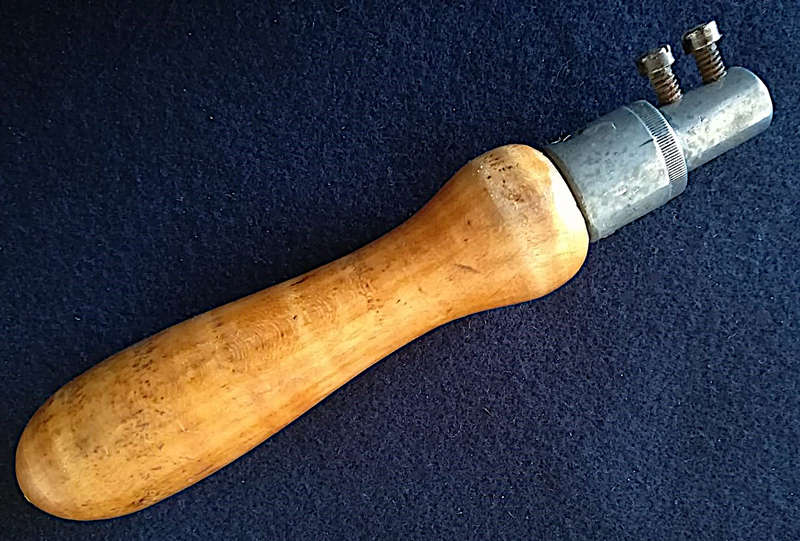 Vintage 6.5 inch Satinwood Pad Saw by Colonel - Sheffield Eng.