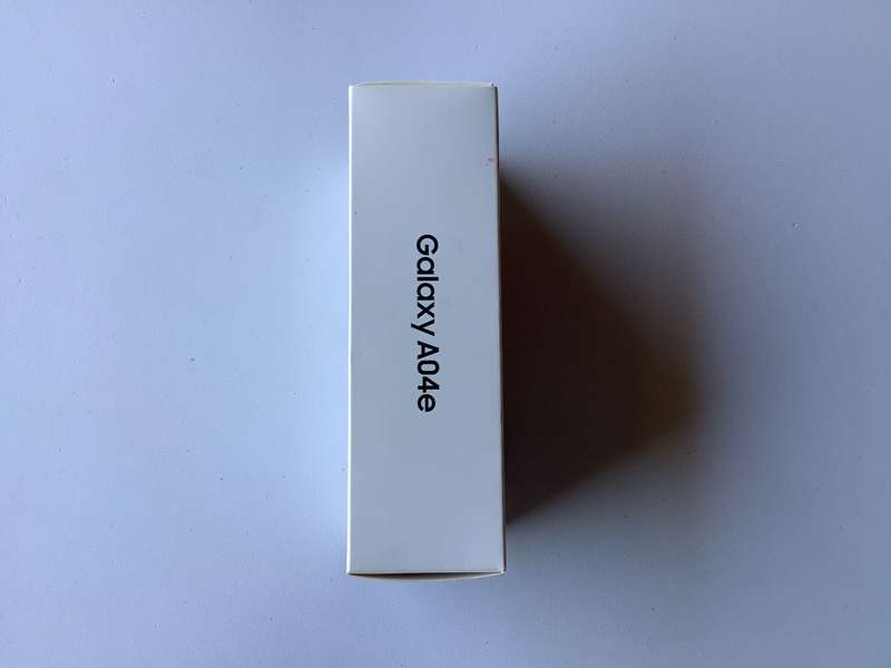SAMSUNG GALAXY A04e BOX