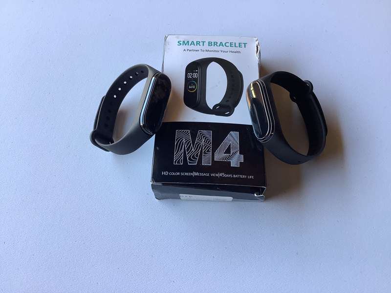 SMART BRACELET WATCH - M4