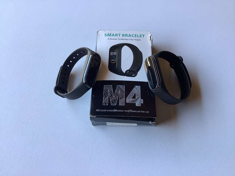 SMART BRACELET WATCH - M4