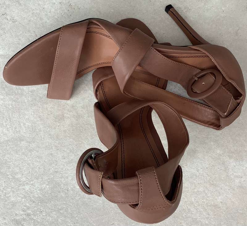 Women Shoes (High Heels) Studio.W - Size 7