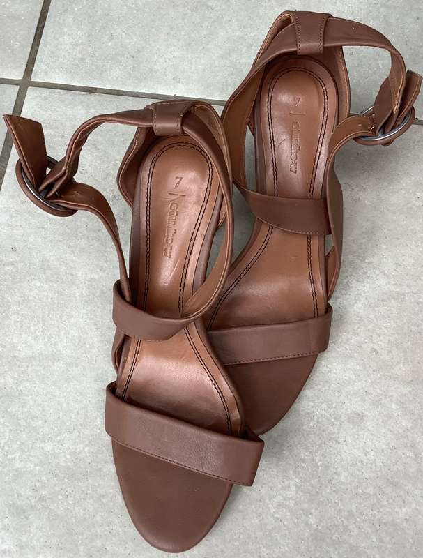Women Shoes (High Heels) Studio.W - Size 7