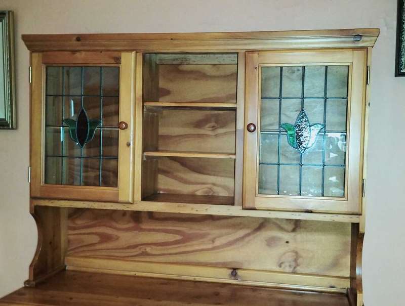 Wooden buffet cabinet with lead glass doors ( COLLECTION ONLY)